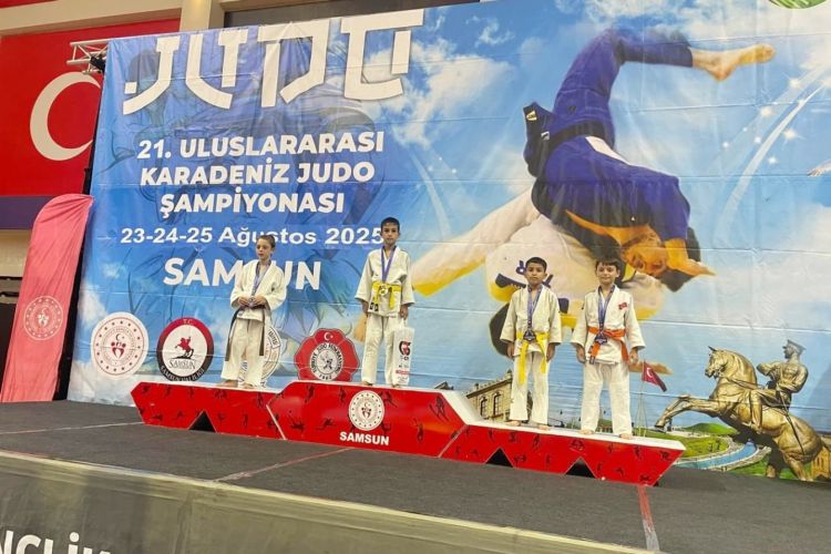 Naxçıvan cüdoçuları Türkiyədə keçirilən beynəlxalq turnirdə uğurla çıxış ediblər