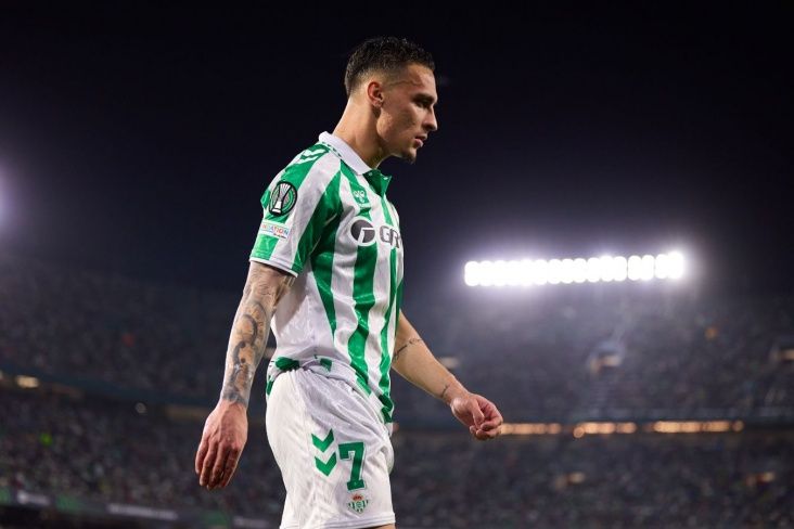 “Betis” Antoni ilə bağlı təklifini geri çəkdi