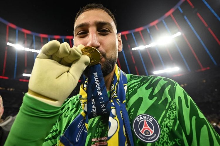 Canluici Donnarumma “Mançester Siti”də 