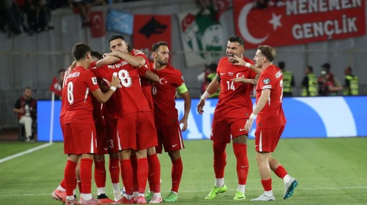  Türkiyə millisindən çətin qələbə