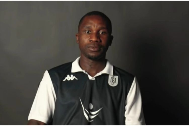 "Neftçi" nigeriyalı futbolçunu transfer edib