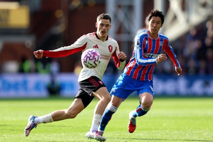 “Kristal Pelas" məğlubiyyətsizlik seriyasını davam etdirir