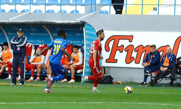 “Turan Tovuz” “Kəpəz”i darmadağın etdi