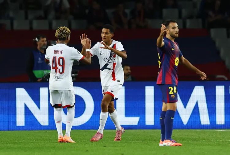 PSJ "Barselona"nı məğlub etdi