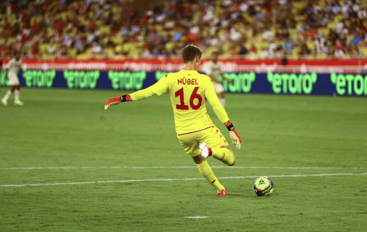 Nyubel "Bavariya"nı tərk edə bilər