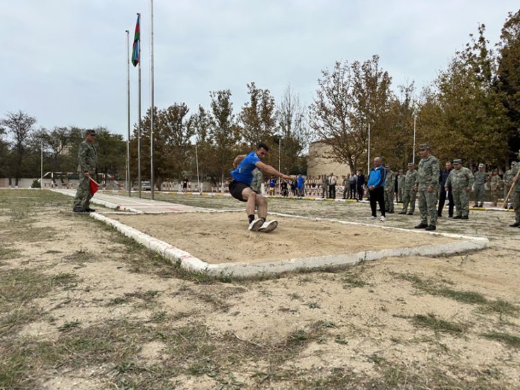 Azərbaycan Ordusunda hərbi qulluqçular arasında atletika yarışları keçirilib