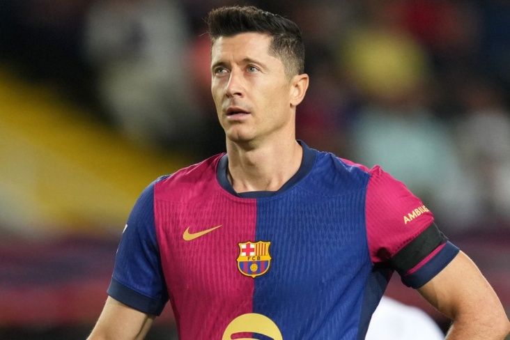 "Barselona" Robert Levandovskiyə əvəzləyici tapdı