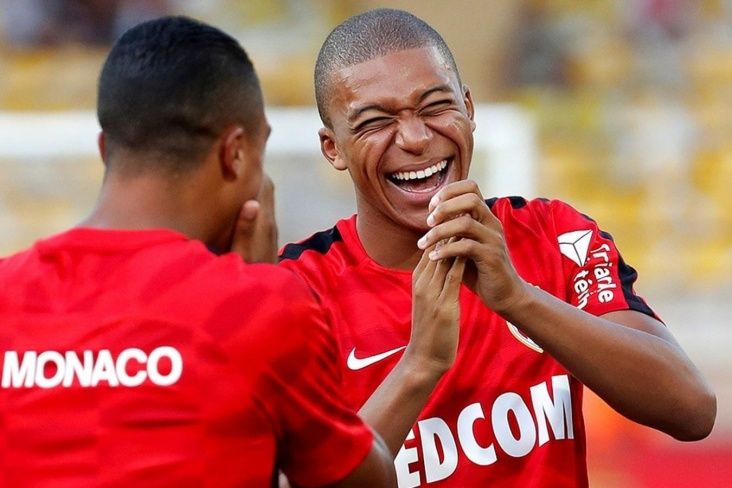 “Monako”ya keçidim həyatımı dəyişdi”