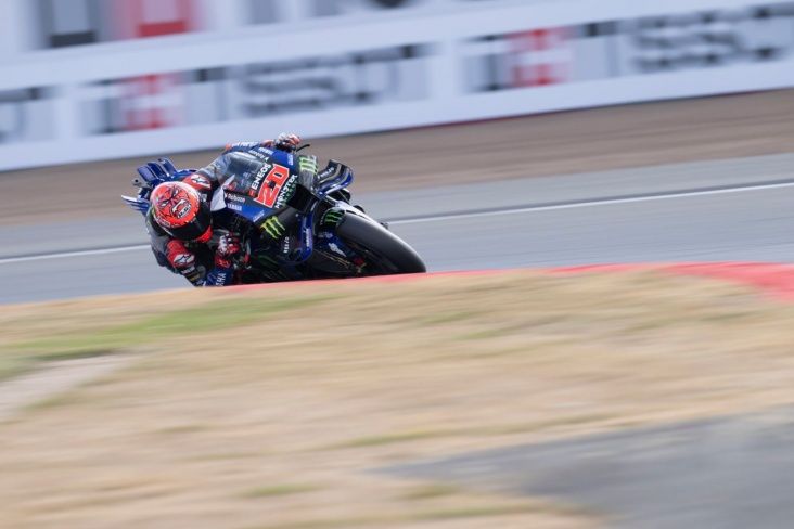 Fernandeş Avstraliya Qran-Prisində qalib gəldi