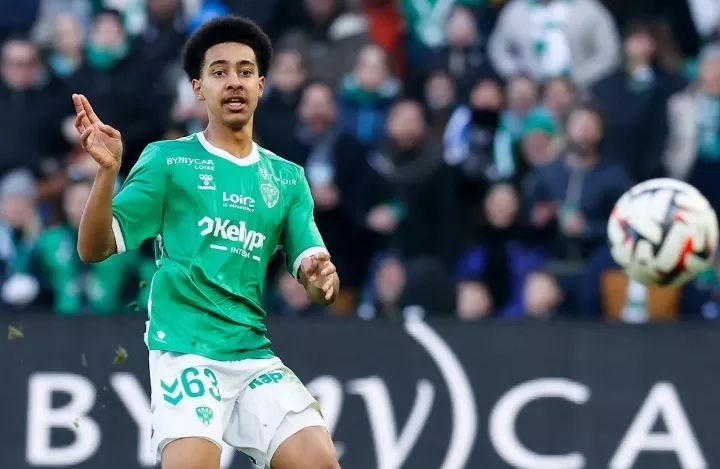 London klubları onun üçün yarışır