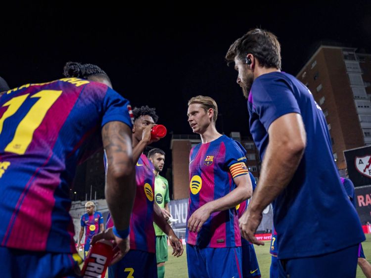 “Barselona” “Liverpul”un yarımmüdafiəçisini transfer etmək istəyir