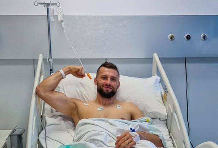 “Sabah”ın hücumçusu əməliyyat olunub