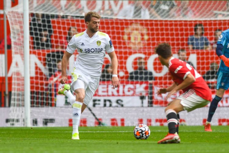 "Şeffild Yunayted" "Çelsi"nin keçmiş hücumçusunu heyətinə qatıb