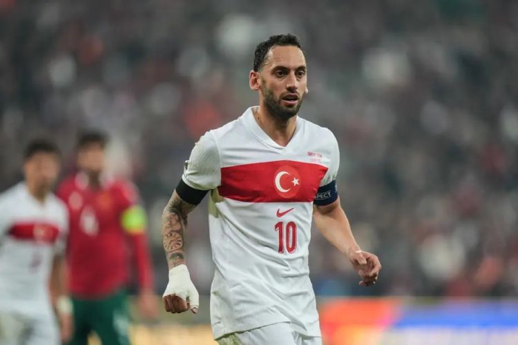 Hakan Çalhanoğlu İspaniya ilə oyunu buraxacaq