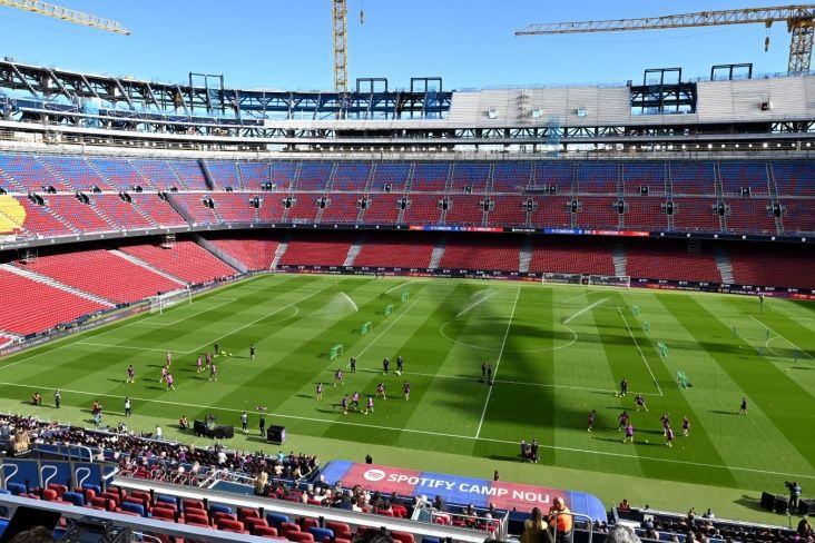 "Barselona" 2,5 ildən sonra ilk oyununu "Kamp Nou"da keçirəcək