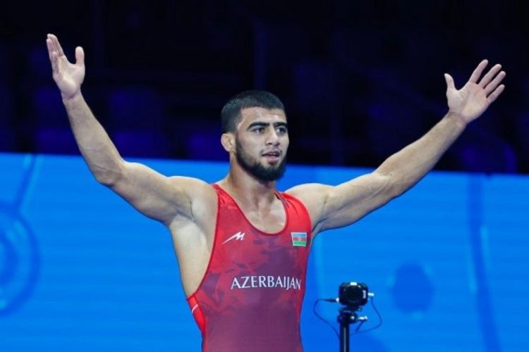Azərbaycan güləşçisi İslamiadanın gümüş medalını qazanıb