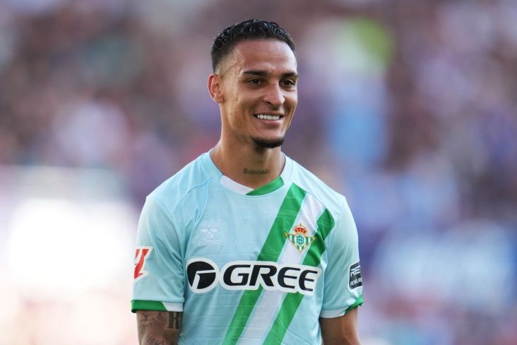 Antoni "Bavariya"ya keçidinin baş tutmamasının səbəbini açıqladı