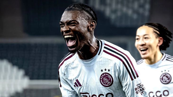 “Ayaks”ı “Mançester Yunayted”ə dəyişə bilər