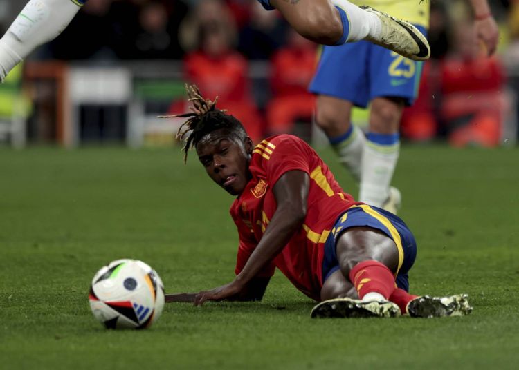 "Tottenhem" və "Çelsi"nin hədəfindəki futbolçu