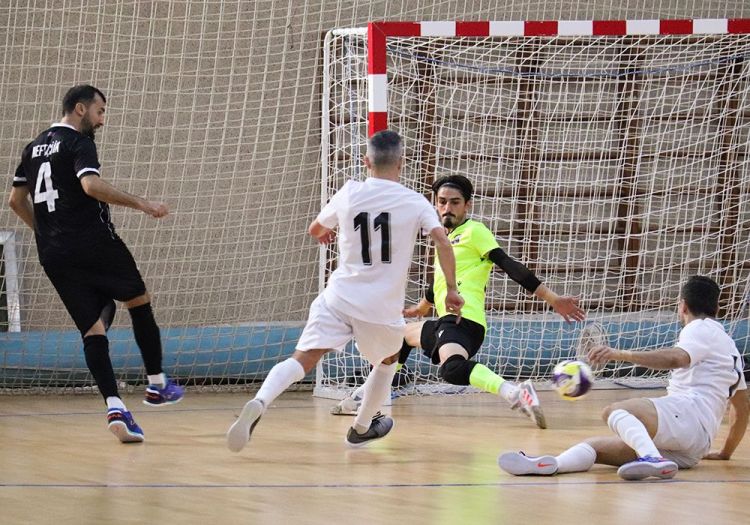 “Araz-Naxçıvan” “Lənkəran”ı darmadağın etdi