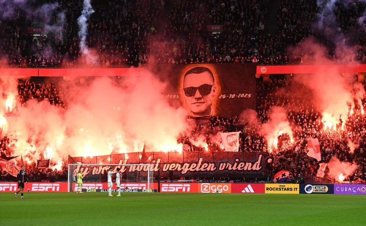 “Ayaks”–“Qroningen” matçı dayandırıldı