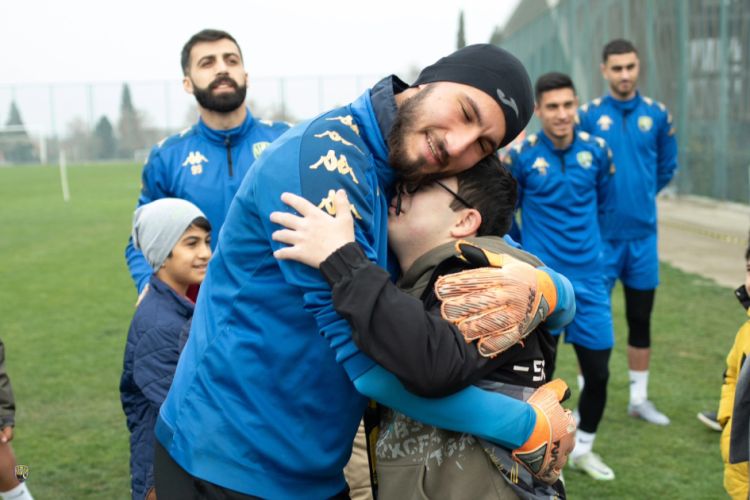 “Kəpəz” əlilliyi olan şəxslərlə bağlı xüsusi tədbir təşkil edib