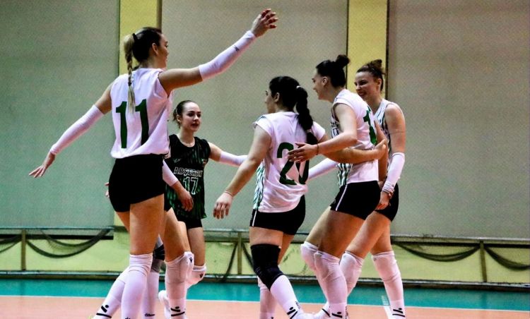 Qadın voleybolçular arasında Azərbaycan Yüksək Liqasında V tur başa çatıb