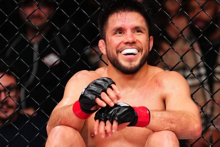 Amerikalı döyüşçü məğlubiyyətdən sonra karyerasını başa vurdu