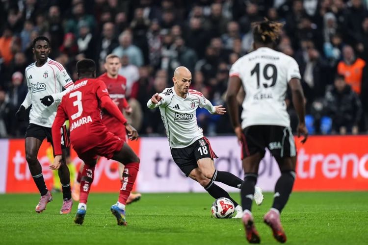 "Beşiktaş" evdə "Qaziantep"lə bacarmadı