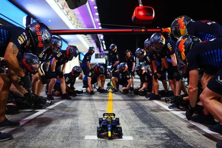 “Red Bull” Formula 1 bolidinin asqısında radikal dəyişikliklər edəcək