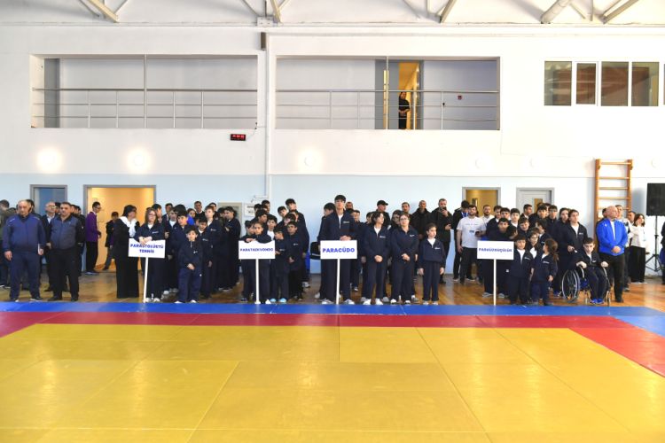 8-ci Uşaq Paralimpiya Oyunlarına start verildi