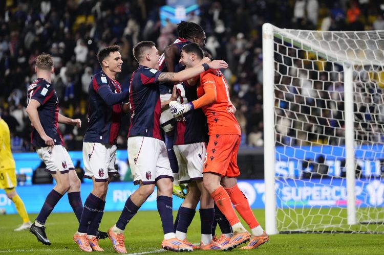 İtaliya klubunun futbolçusu 6 həftə yaşıl meydanlardan kənarda qalacaq