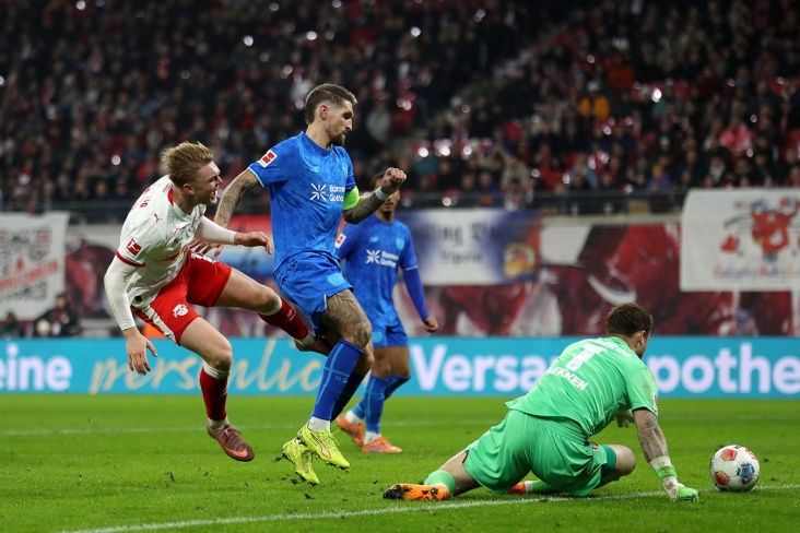 “Bayer” səfərdə “Leypsiq”i məğlub etdi