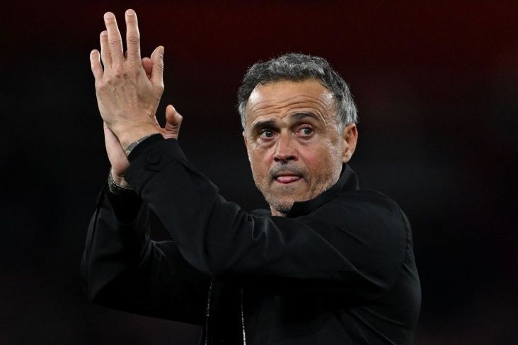 PSJ Luis Enrike ilə ömürlük müqavilə imzalamağı planlaşdırır