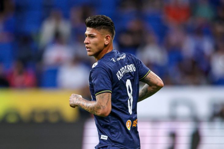 Kolumbiyalı futbolçu 20 milyon avroluq təklifi geri çevirdilər