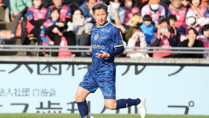 58 yaşlı Miura karyerasının 41-ci mövsümünə hazırlaşır