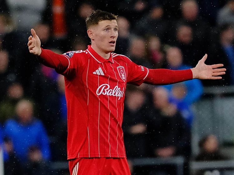 “Mançester Yunayted” və “Mançester Siti” onu istəyir