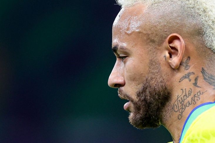 Neymar "Santos"la müqaviləsini uzadıb