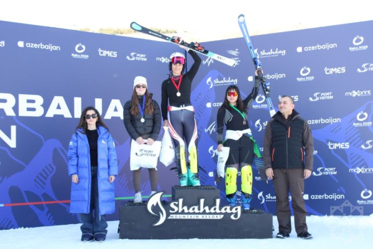 Azərbaycanda ilk dəfə keçirilən dağ xizəyi üzrə beynəlxalq turnirin qalibləri mükafatlandırılıb