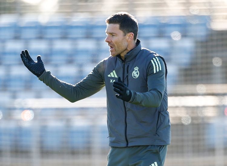 “Real Madrid” Xabi Alonso ilə yollarını ayırdı