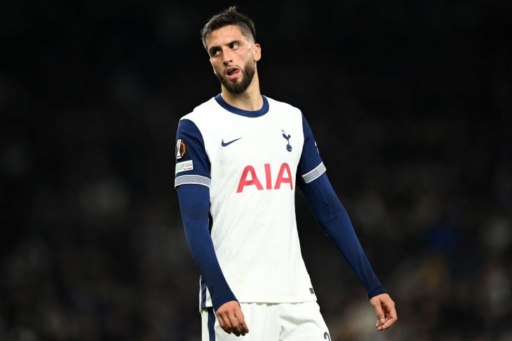 “Tottenhem”in futbolçusu əməliyyat olundu
