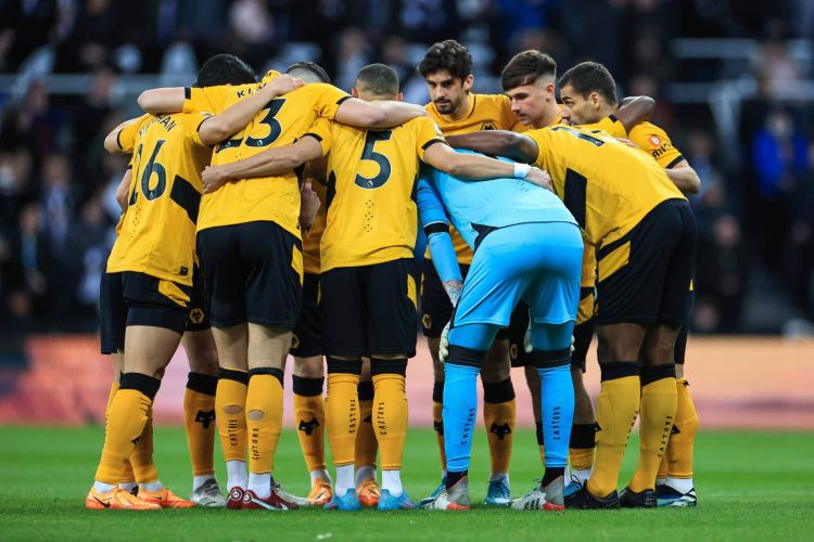 "Atletiko Madrid" "Vulverhempton"un yarımmüdafiəçisini hədəfə alıb