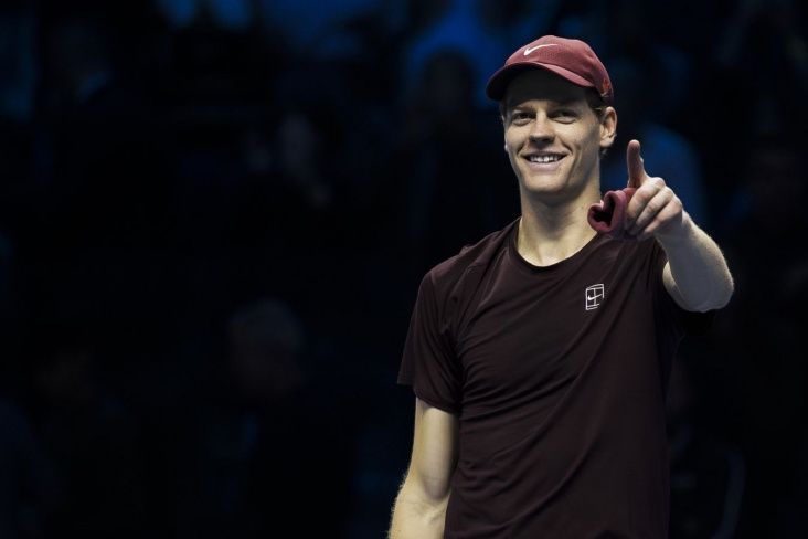 "Rocer Federerlə oynamaq istərdim"