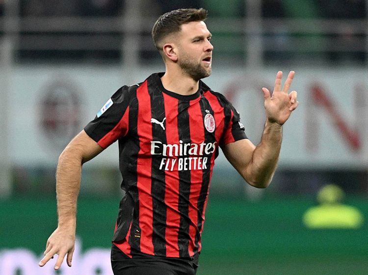 Niklas Füllkruqun Milandakı otel otağından yarım milyon avrodan çox dəyəri olan əşyalar oğurlandı