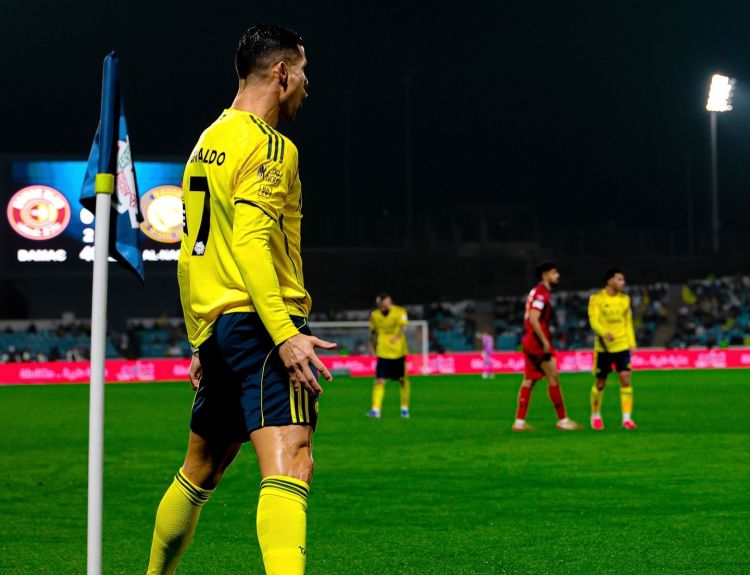 “Əl-Nəsr”dən səfərdə inamlı qələbə