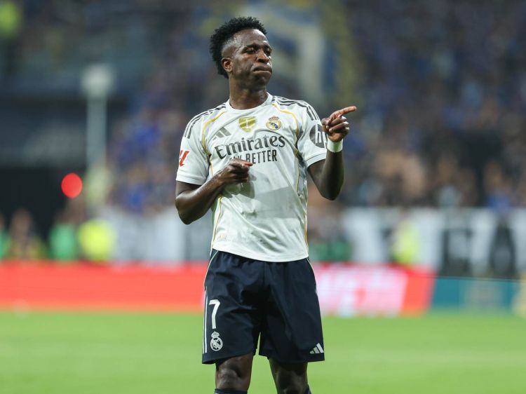 Səudiyyə klubu Vinisiusa 1 milyard avro ödəməyə hazırdır