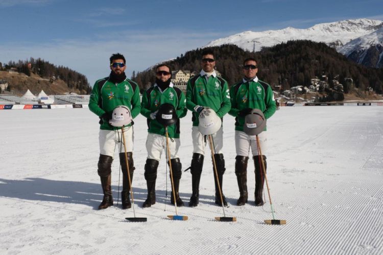 Qarüstü polo üzrə Azərbaycan millisi Dünya Kubokuna start verir