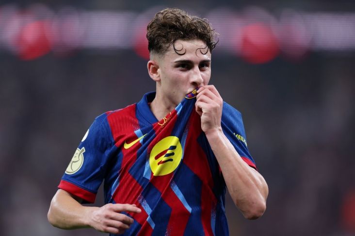 “Barselona” Fermin Lopesin müqaviləsini uzatmağı planlaşdırır