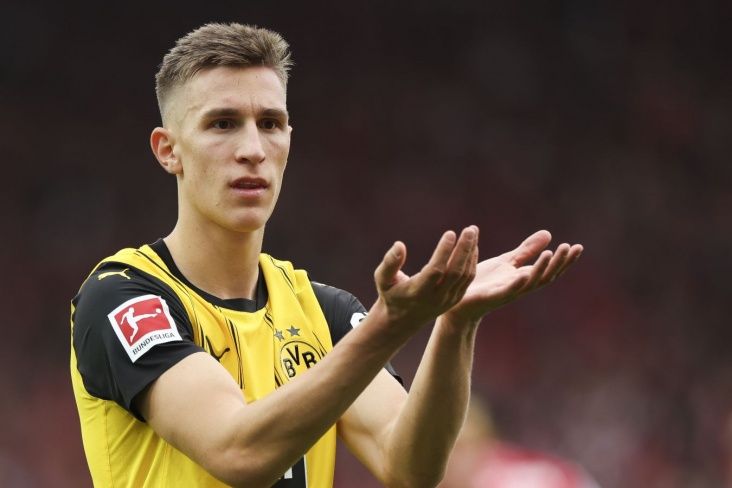 “Barselona” “Borussiya"nın müdafiəçisi üçün yarışdan çəkildi