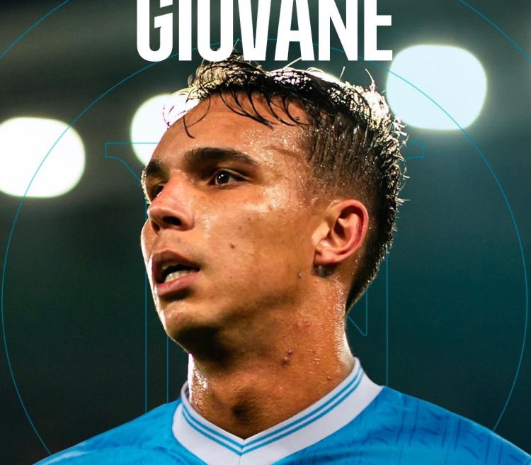 “Napoli” 22 yaşlı hücumçu transfer etdi